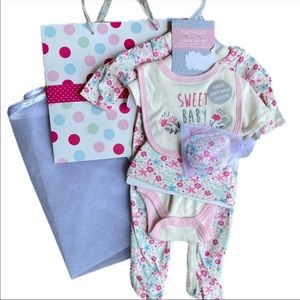 7 Piece Baby Girl Gift Set